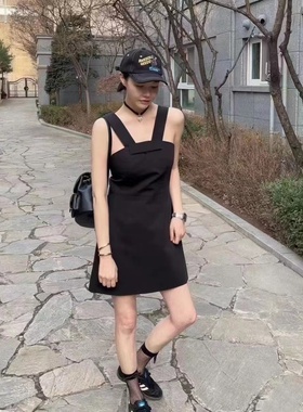 【现货】韩国helder吊带连衣裙23年春夏新款纯色修身背带短裙