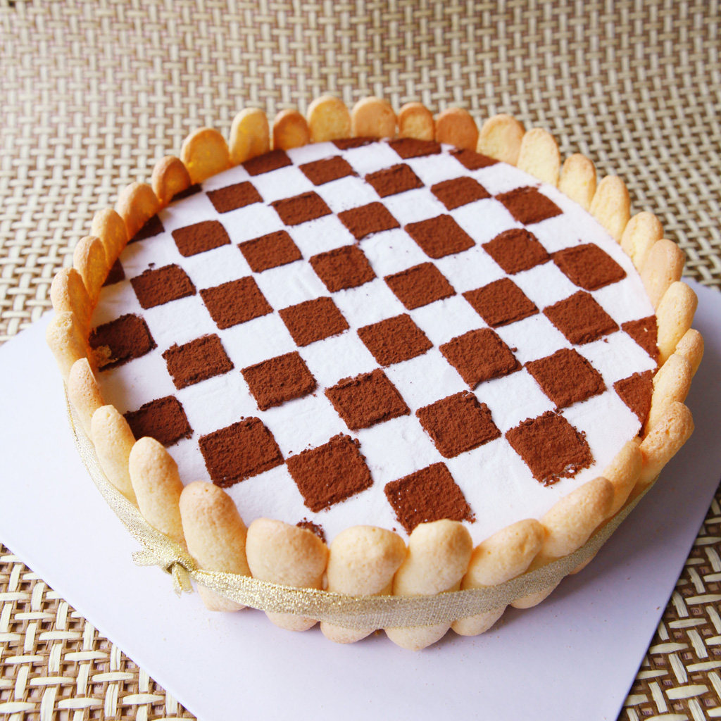 enos/伊诺仕棋格动物奶油芝士生日蛋糕 西安免费配送