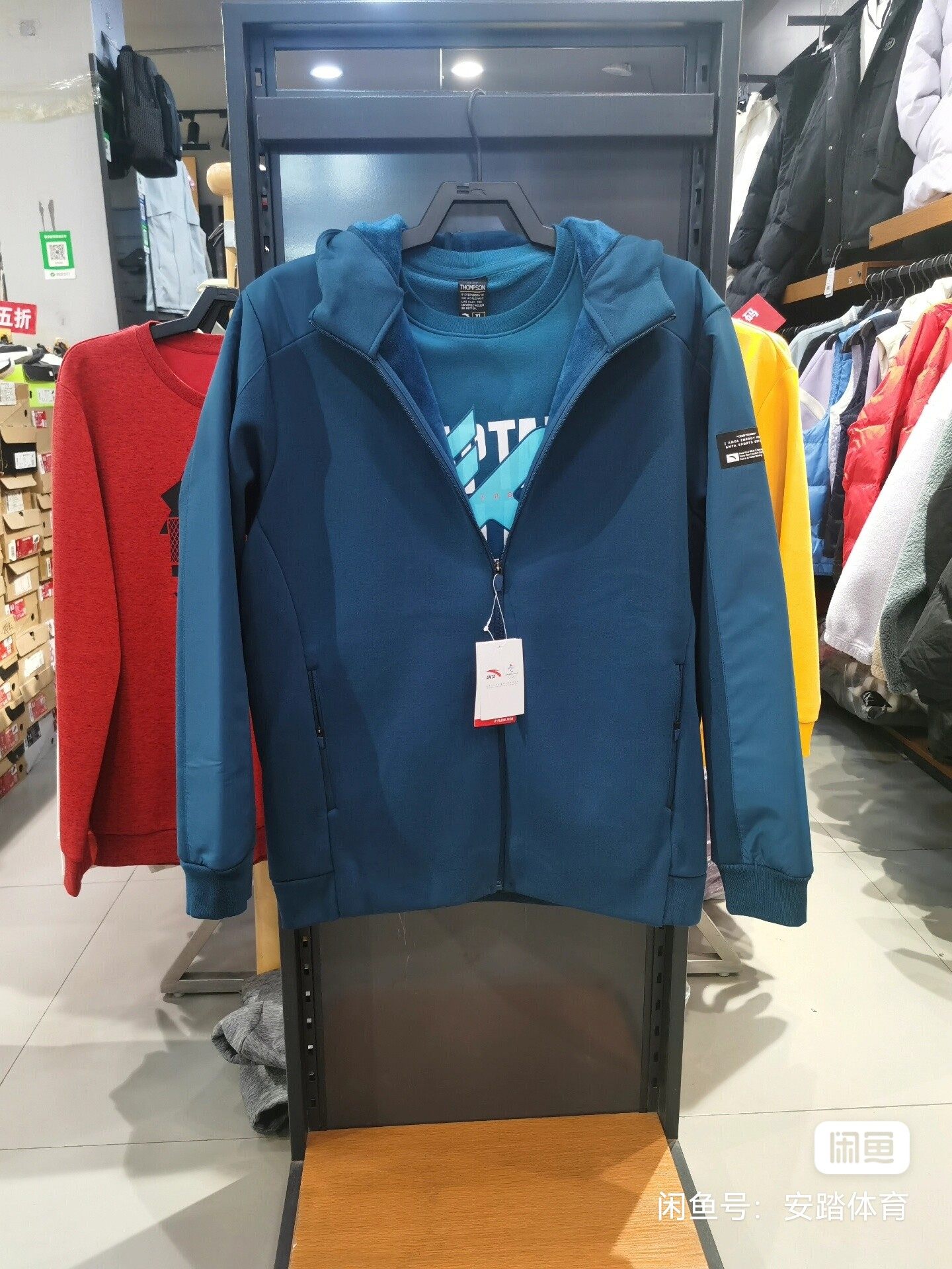 安踏男加绒厚外套,4XL/195,不起球不掉色,物超所值。