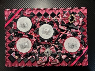 阿包手作｜粉色系拼白丝带痛板珍珠拖尾花边蝴蝶结痛板吧唧托扎板