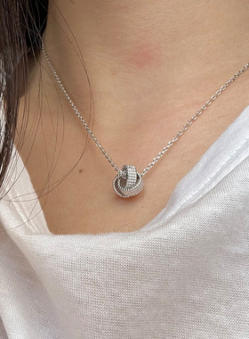 新款s925纯银镀白金毛线球结项链女简约小众设计轻奢三环锁骨链