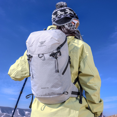 15L小容量登山双肩背包