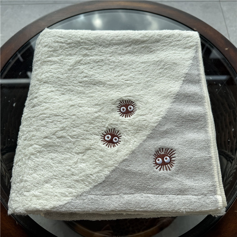 出口日本原单 宫崎骏龙猫卡通可爱纯棉柔软棉花糖舒适吸水大浴巾