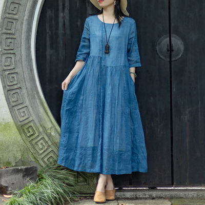 轻盈飘逸苎麻刺绣文艺长款连衣裙