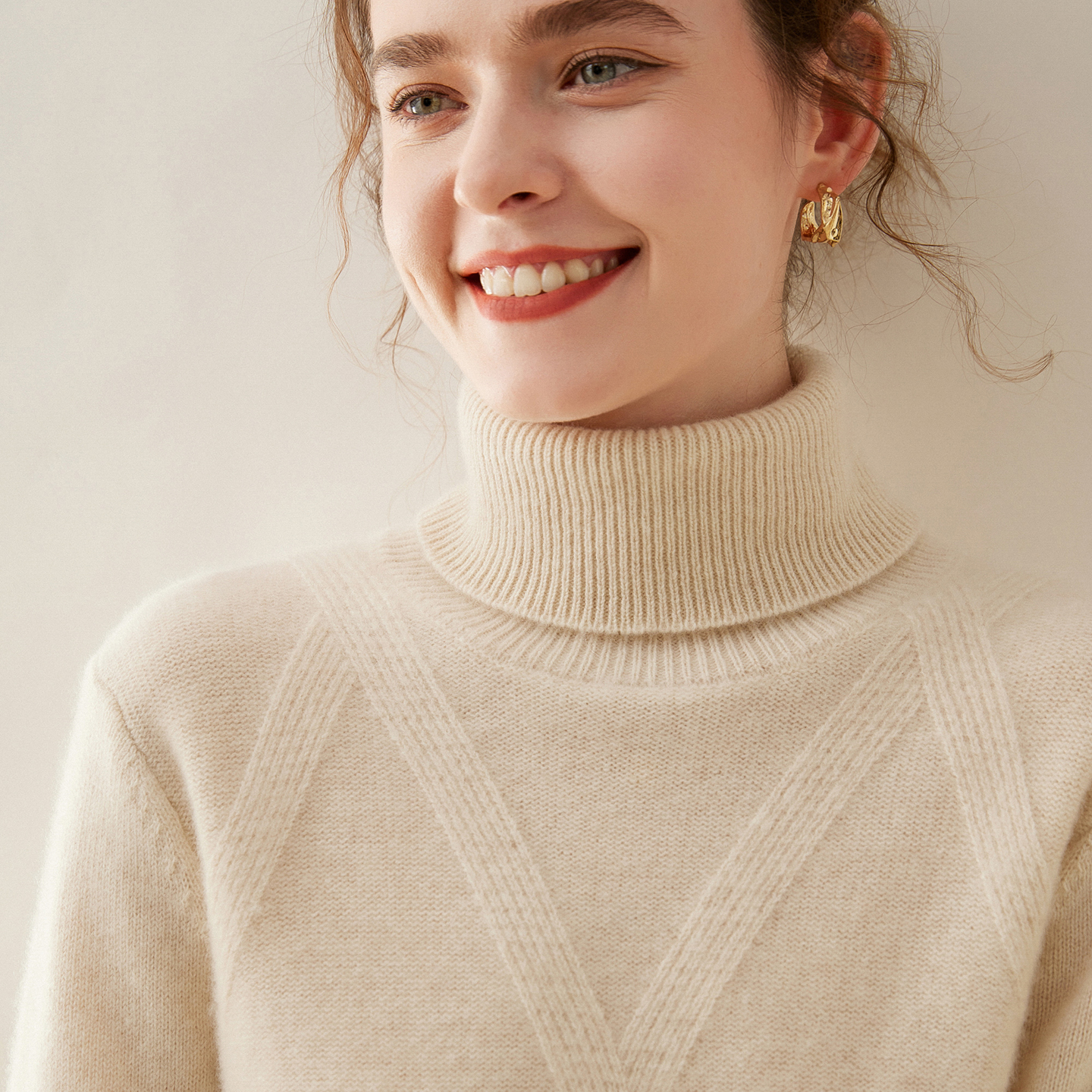 高领羊绒衫纯色小山羊绒加厚毛衣