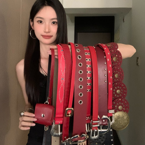 美式高级感铆钉红色腰带女