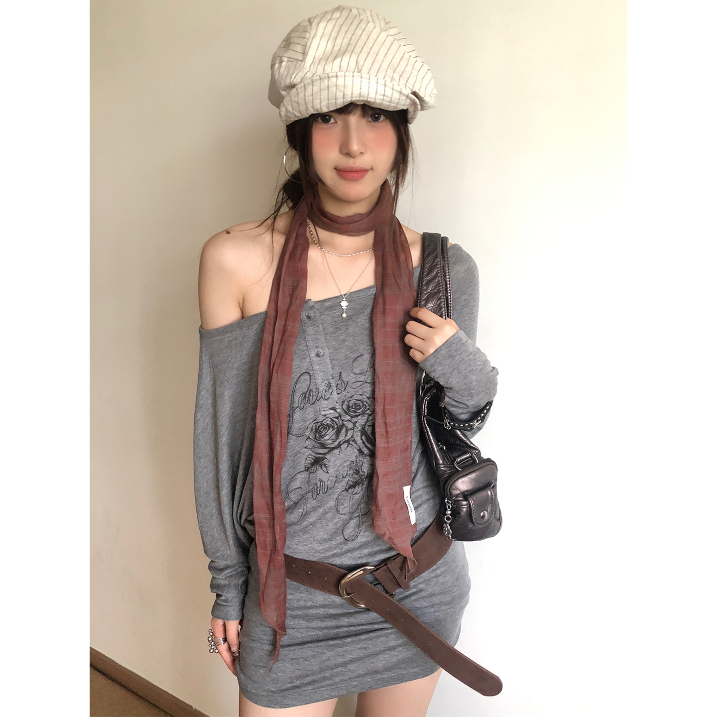 复古格纹薄款长条丝巾女