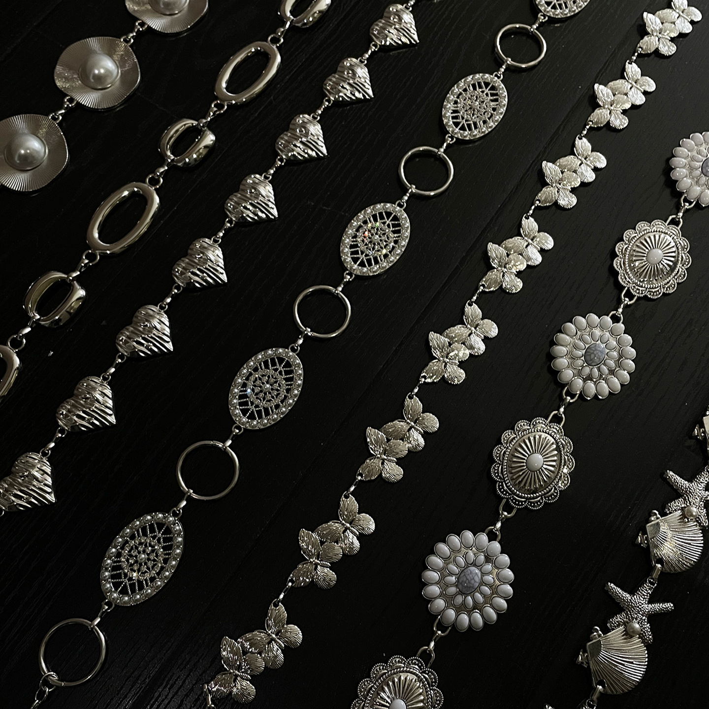 高级感银色蝴蝶腰链女