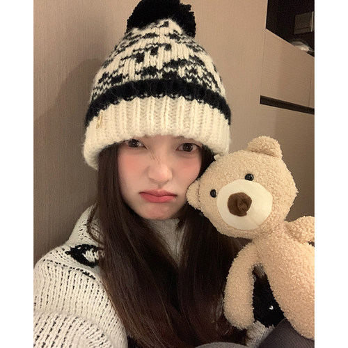 秋冬季复古加厚提花毛球毛线帽