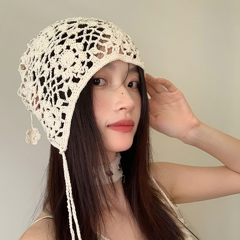 Hollow Flowers Hollow Flowers