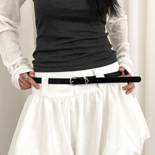设计感小众个性细腰带女士2026新款配裙子牛仔裤带收腰百搭小皮带