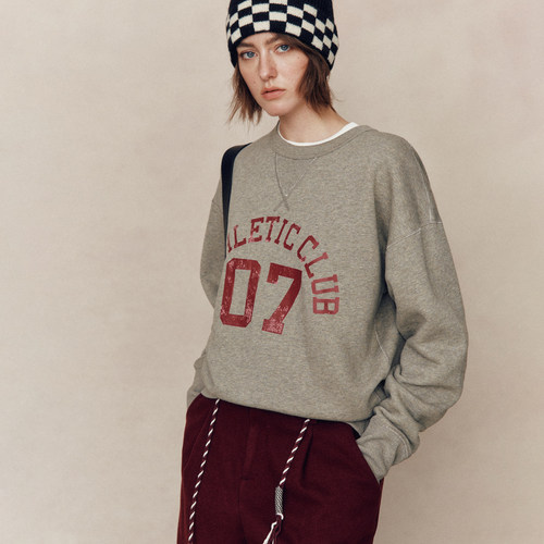 美式复古圆领校队字母印花卫衣