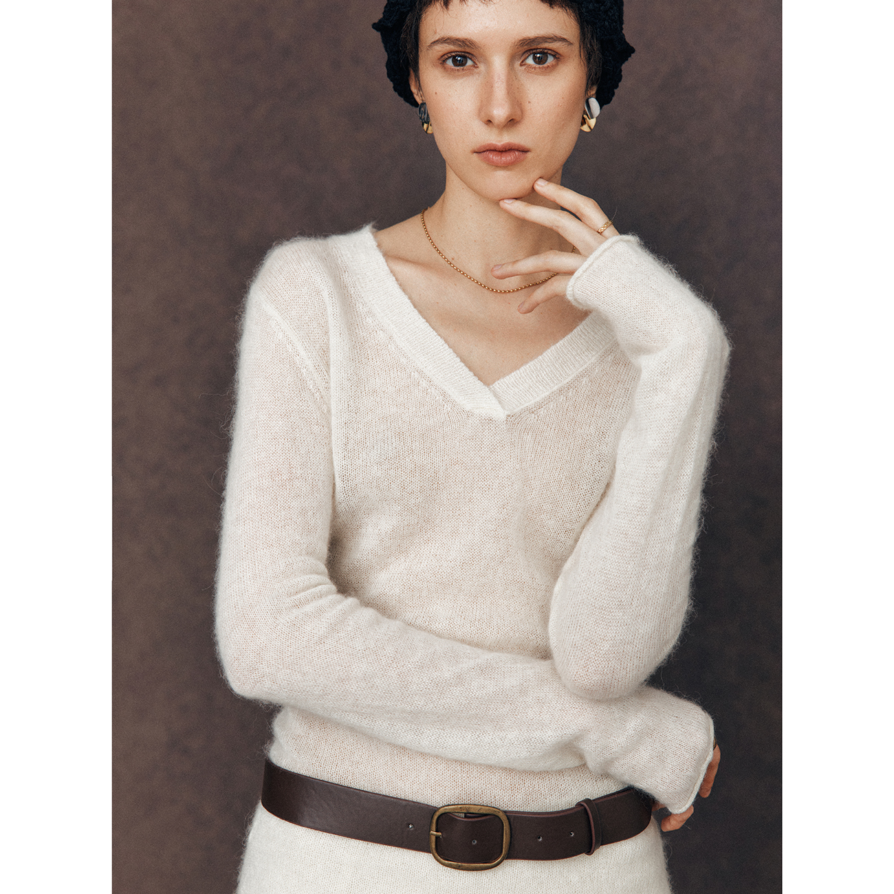 V领羊毛修身针织打底衫内搭