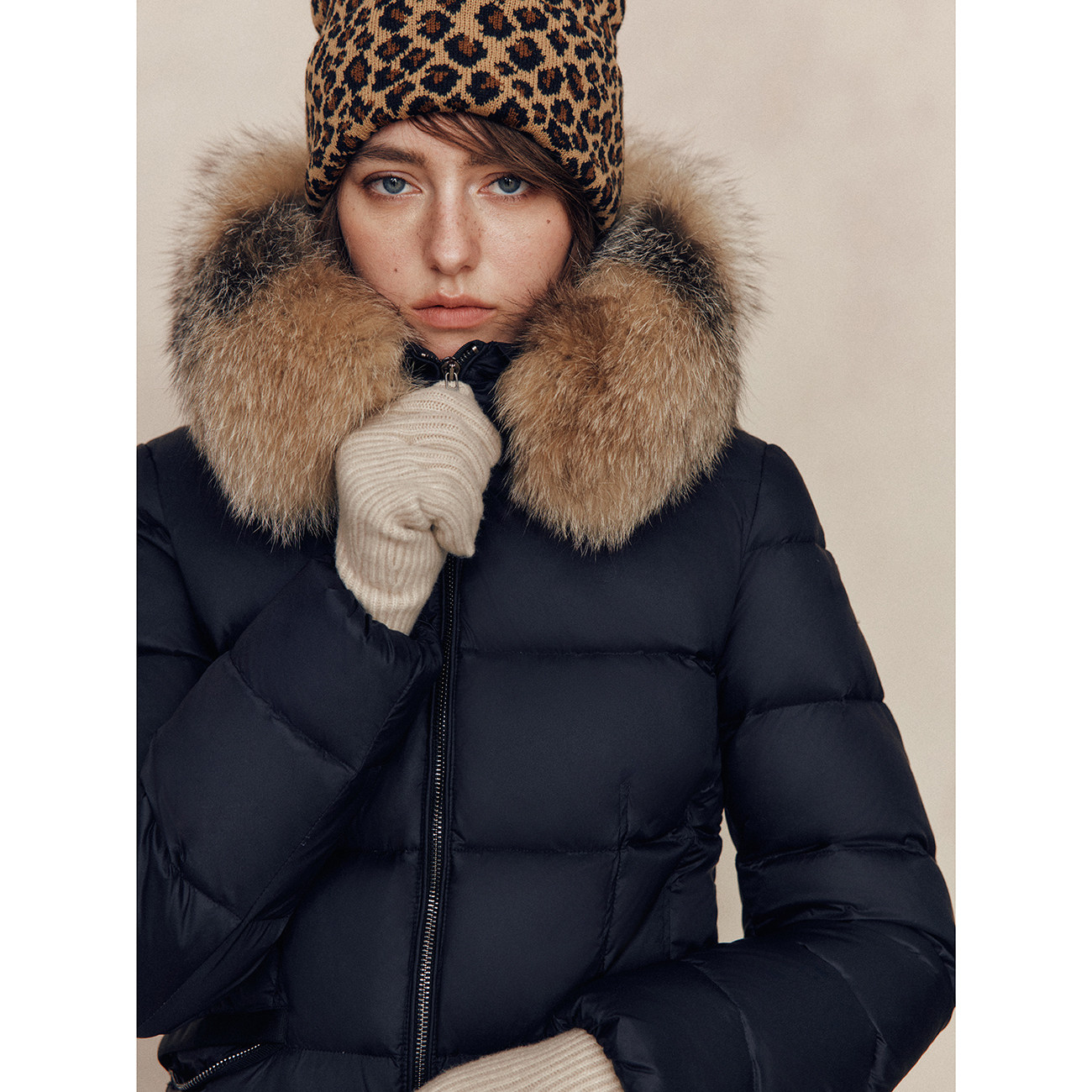 毛领收腰修身显瘦鹅绒羽绒服外套