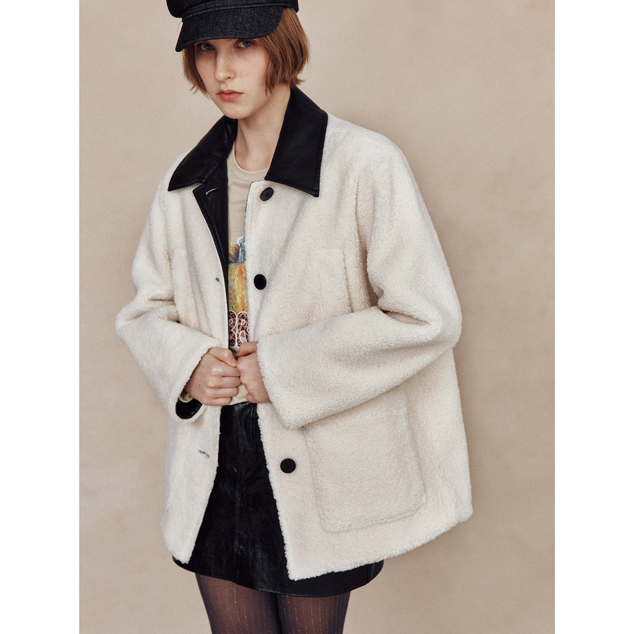 素皮拼接巴恩风羔毛绒皮草外套