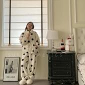 韩式 珊瑚绒睡衣女2025秋冬季 新款 波点加绒加厚保暖家居两件套外穿