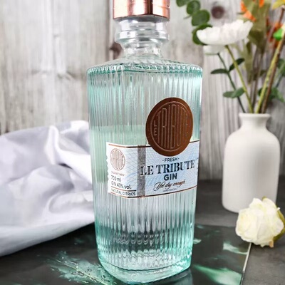 西班牙进口洋酒 献礼金酒(蒸馏酒) 杜松子酒LE TRIBUTE GIN 700ml