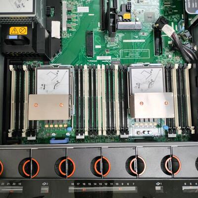 原装IBM X3650 M5服务器准系统 主板00MW385 00MU953 00YJ424现货