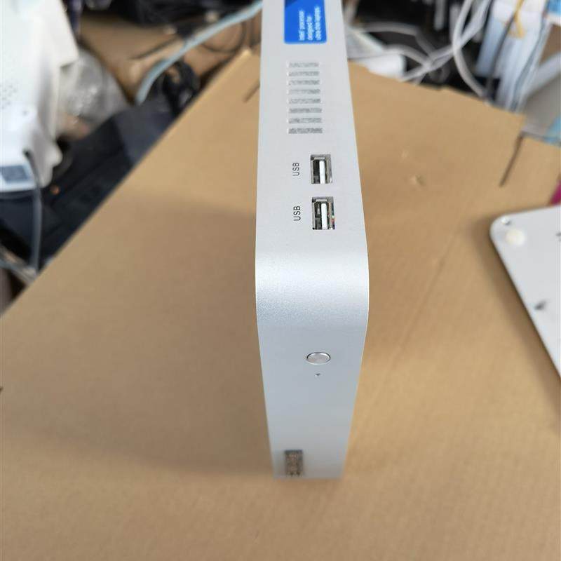 迷你主机酷睿4代I3-4010U家用办公便携式小主机微型电脑 工控机