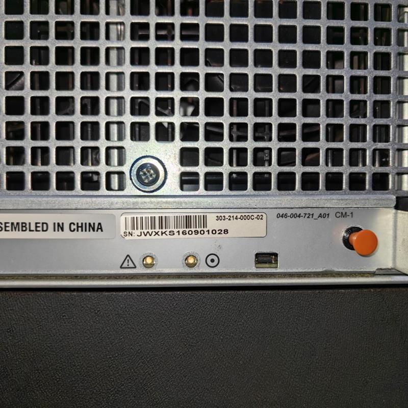 EMC 硬盘存储柜 VMAX3  100-887-110 303-214-000C 100-887-010