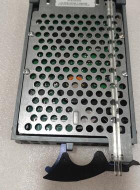 IBM 3585 P5小型机 300G 15K 10N7211 10N7195 ST3300655LC