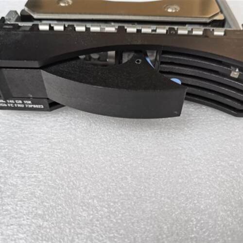 IBM 73P8023 73P8022  146G 15K 2GB FC存储光纤硬盘DS4300 现货