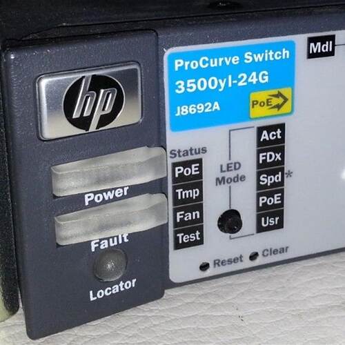 HP/惠普 ProCurve 3500yl-24g(j8692a)24口千兆交换机