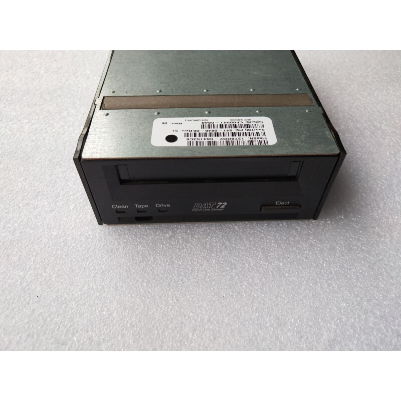 Sun SPARC M4000 M5000 DAT72 磁带机 541-0846。