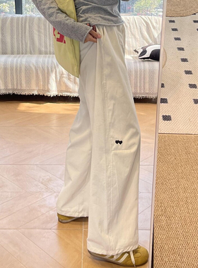 白色刺绣阔腿速干工装裤女2026新款大码束脚运动裤今年流行梧桐裤