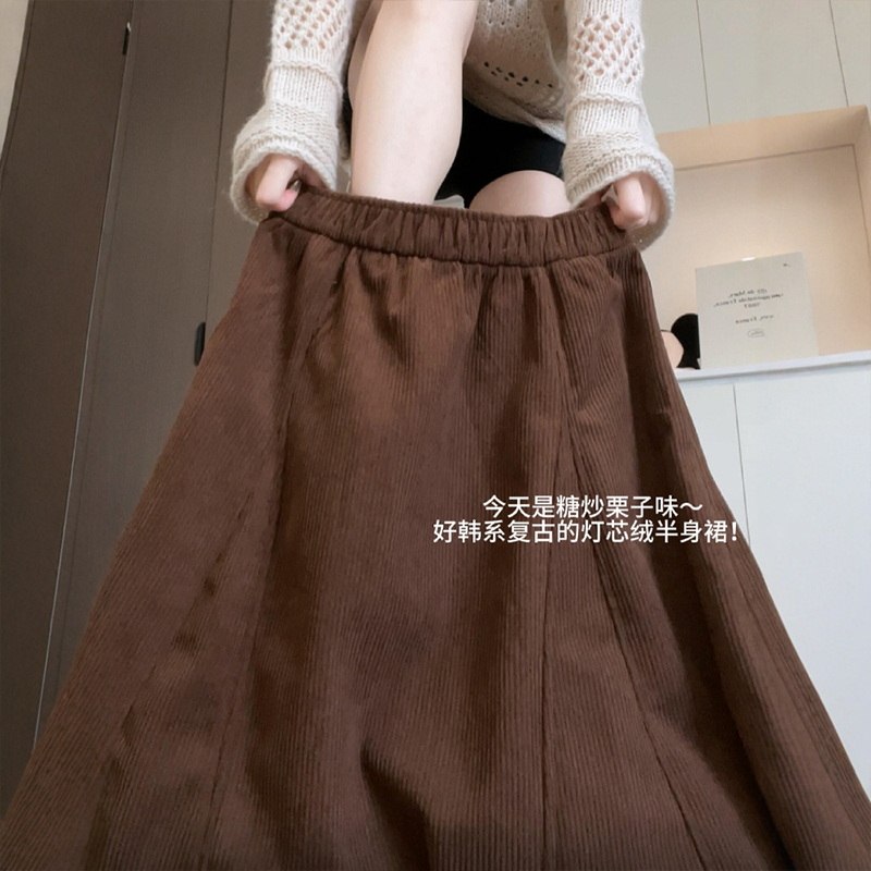 秋冬氛围感灯芯绒半裙！！