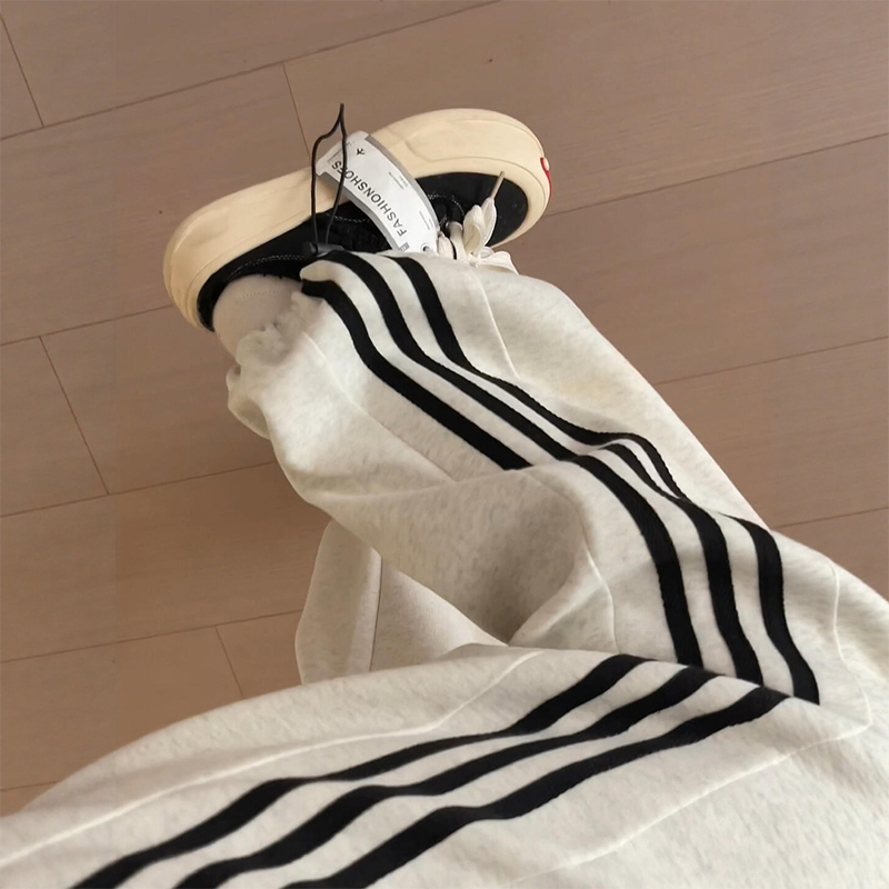 反复爱上这三条杠运动卫裤！！