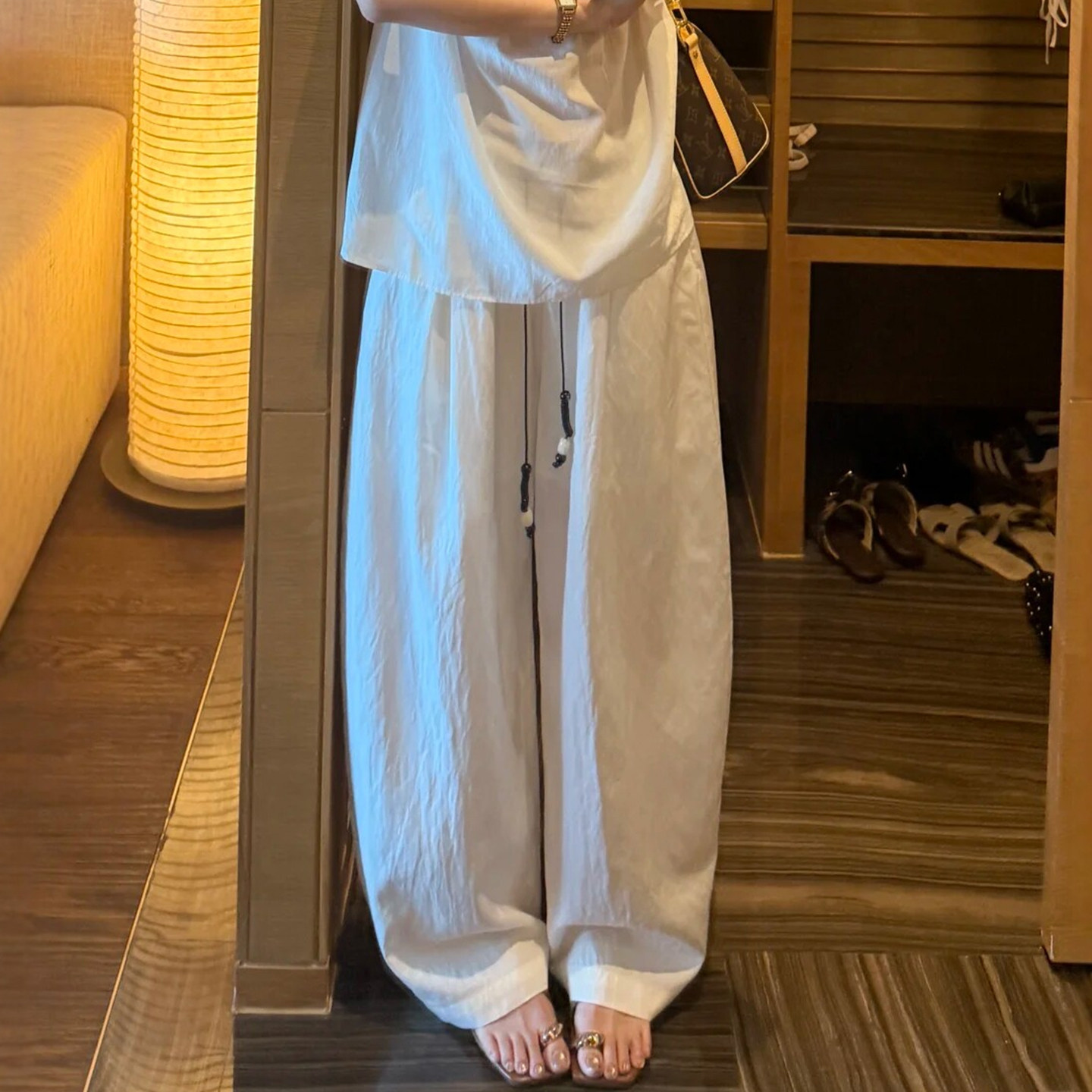 白色女式薄款夏裤气球裤胖mm大码宽松显瘦休闲裤巨好看百搭的裤子