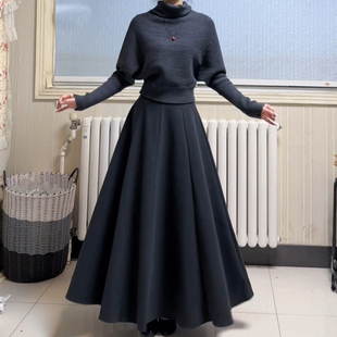 女大摆长裙梨形伯克利裙子 秋冬大码 黑色百褶西装 半身裙女2025新款