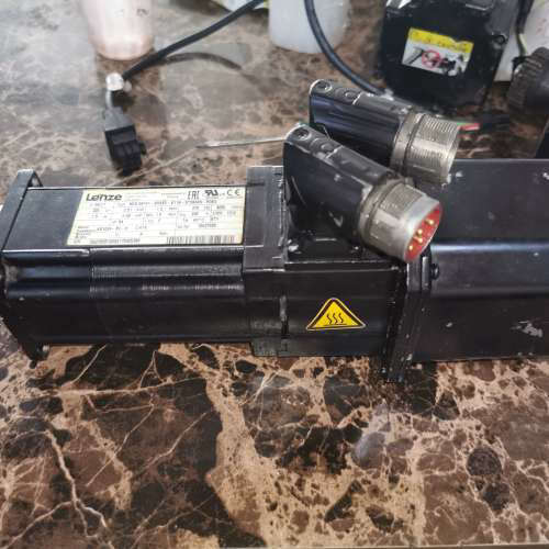 伦茨伺服电机 MCS 06F41-SRSB0      SI