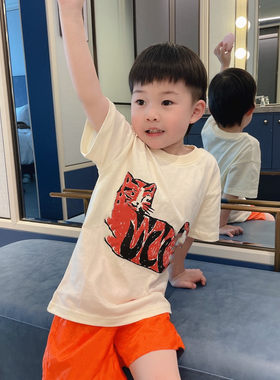猫咪涂鸦趣味T恤男女宝清爽套装