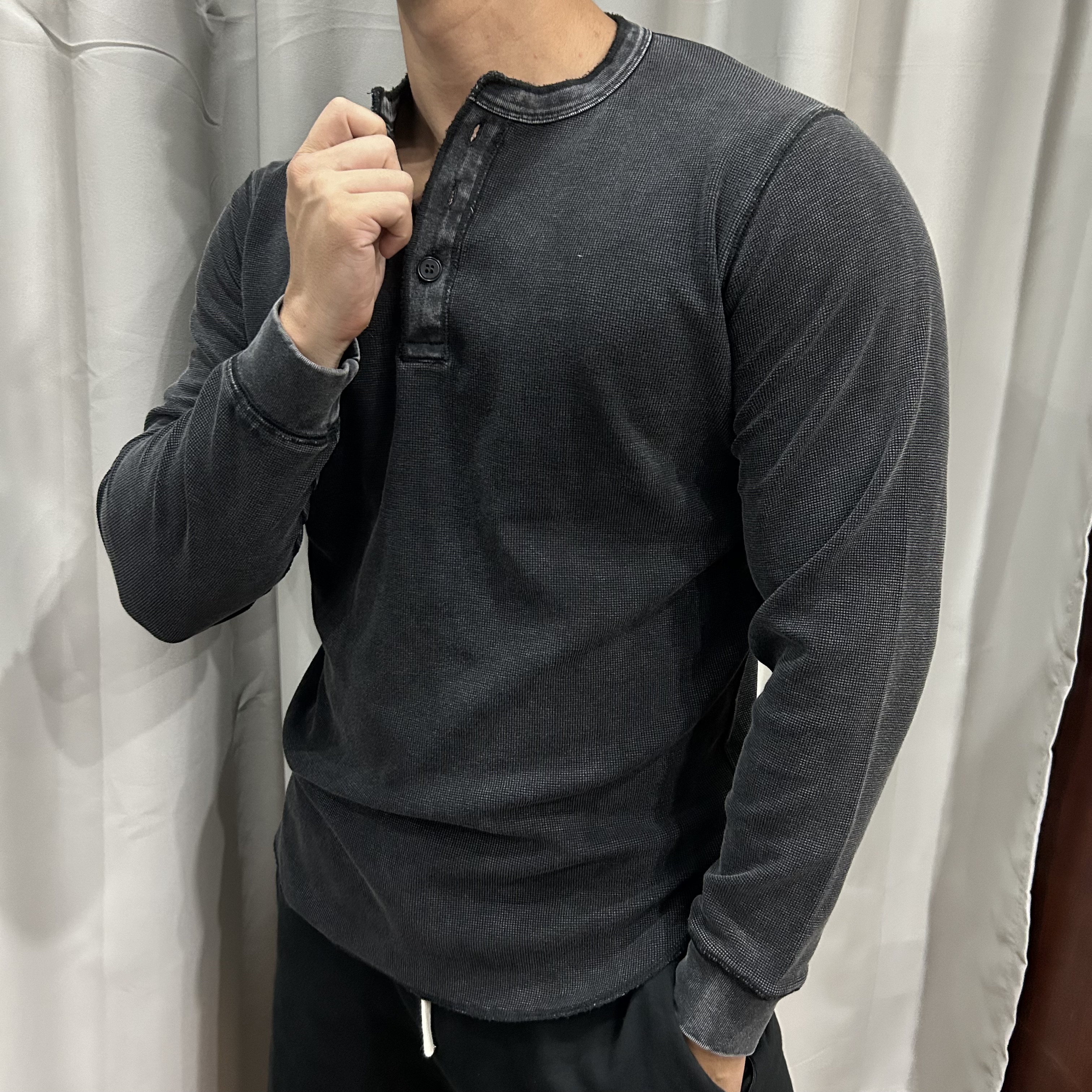 美式华夫格洗水做旧亨利领长袖