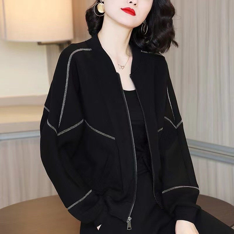 反季清仓黑色短款外套女长袖2026年春秋宽松棒球服开衫夹克上衣