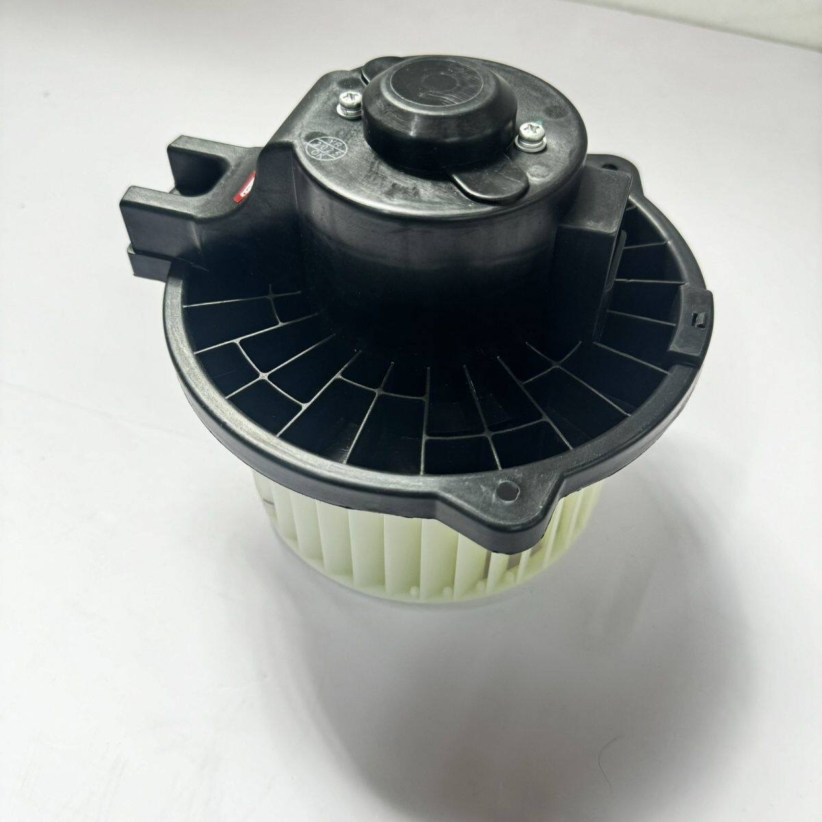 适用昌河铃木浪迪前鼓风机电机总成 鼓风电机 暖风电机 空调电机