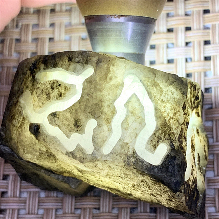冰糯种挂件吊坠天然原石缅甸翡翠