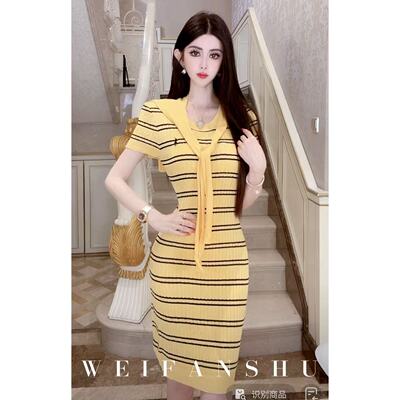 凡舒轻奢 半糖心动2026年春夏新款气质条纹修身连衣裙减龄通勤