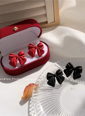 S925银针 东大门在逃公主红色蝴蝶结耳环 韩国超可爱少女烤漆耳夹