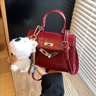 亦舞之城谭思婷秦岚温佩妍白冰王舒涵狙击蝴蝶岑矜陈妍希同款包包