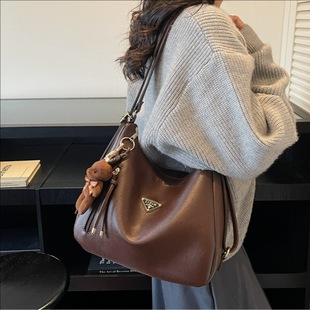 亦舞之城谭思婷秦岚温佩妍白冰王舒涵狙击蝴蝶岑矜陈妍希同款包包