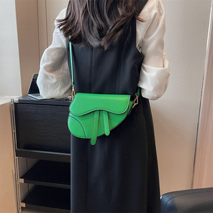 人之初吴飞飞马思纯曲梦唐嫣骄阳似我聂曦光赵今麦叶容同款包包女