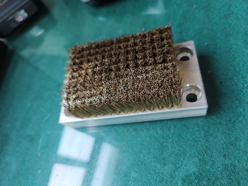 定制铝合金毛刷钢丝刷铜刷长条机钢丝刷/钢丝清洁刷