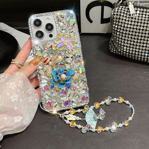 iPhone16promaxBeesCover