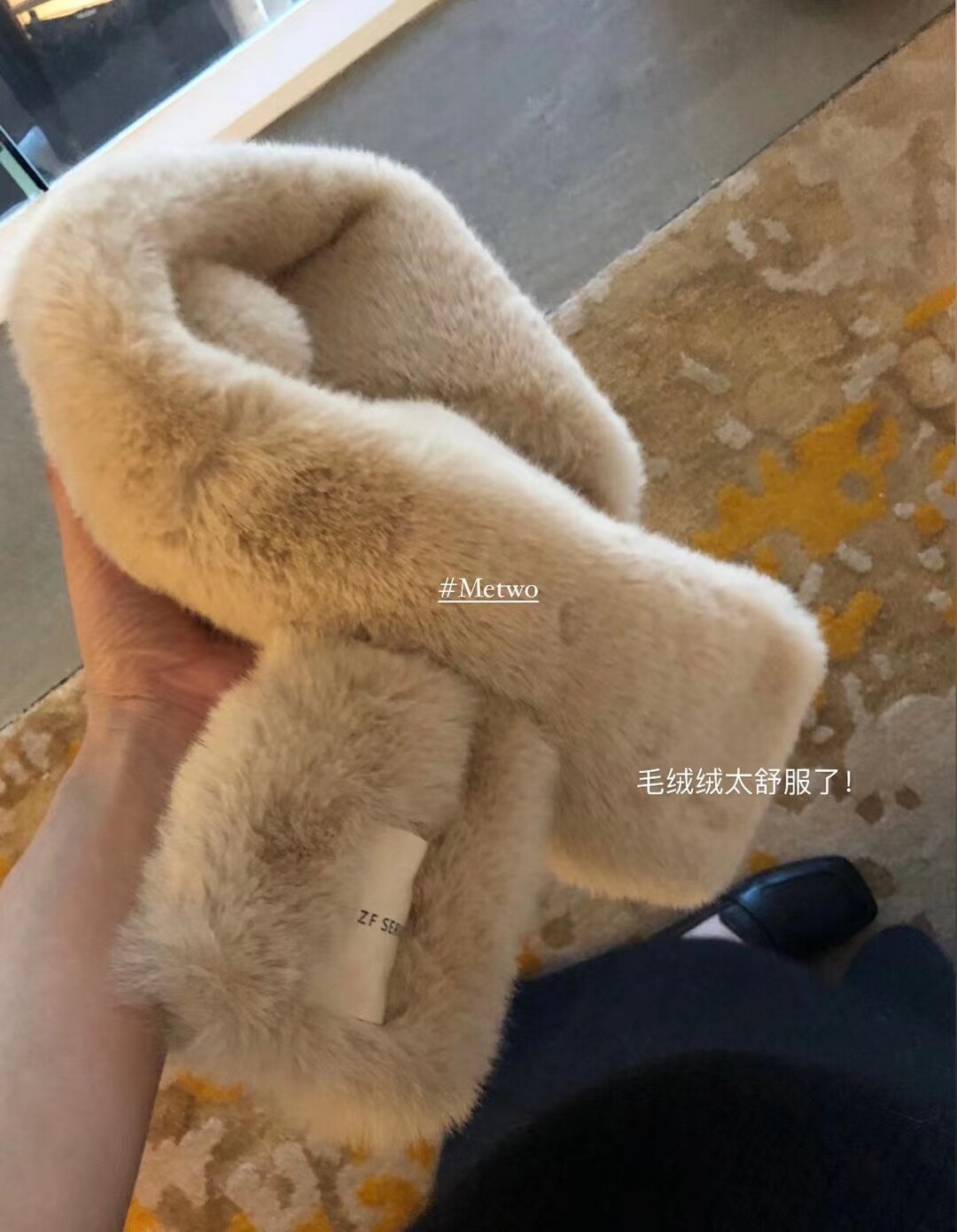 兔绒绒毛新款围巾女冬季保暖通用可爱交叉皮草围脖濑兔毛绒加厚