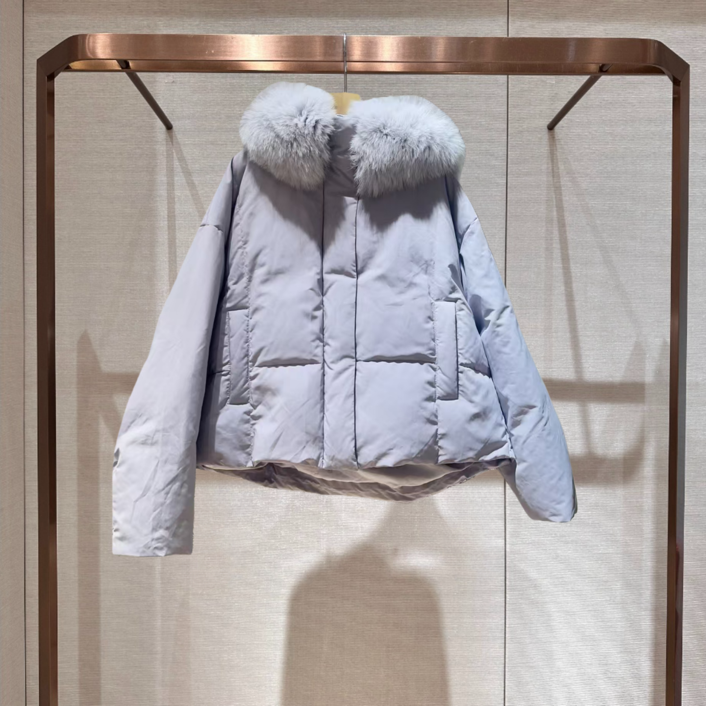 卓雅资2025冬季连帽毛领羽绒服女