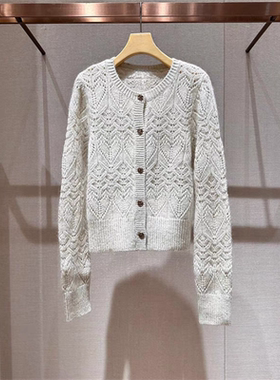 2024年冬季新款圆领镂空钩花单排扣长袖针织开衫上衣女Q161401D