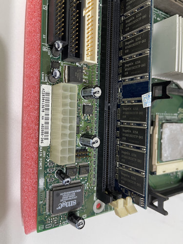 intel 主板d845ebg2 现货实拍图